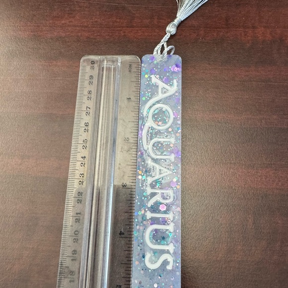 Bookmark - Picture 4 of 8